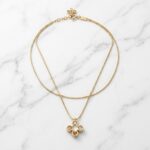 Colar Trevo com 4 Zircônias Dourado