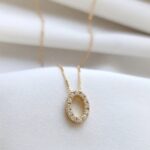 Colar Rainha Vitória Ponto de Luz Cravejado 18K
